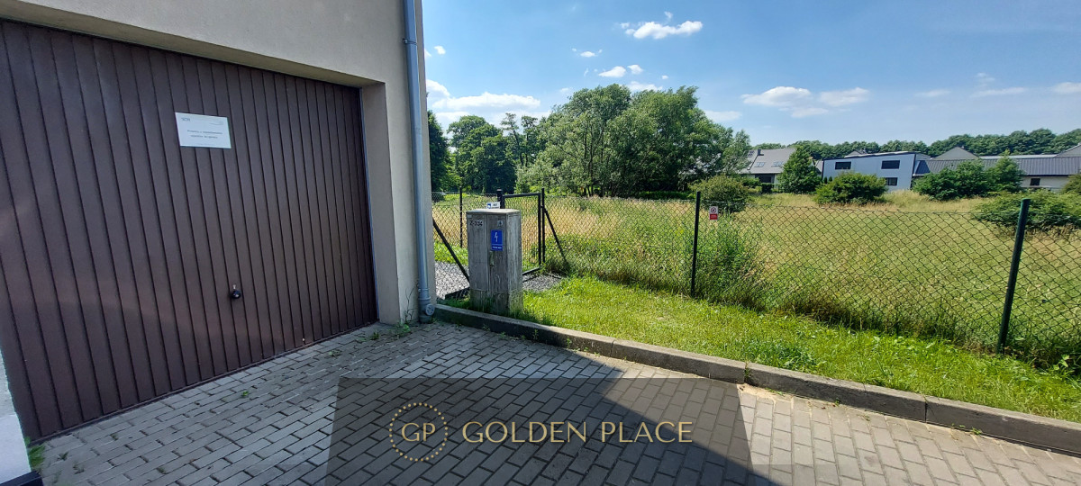 Garaż magazyn 22.5 m² Bolszewo
