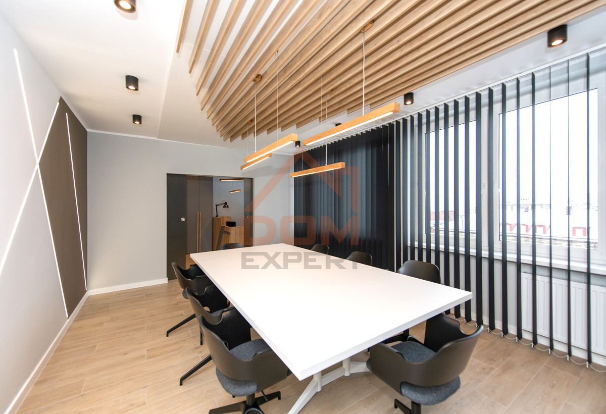 Komercyjny na wynajem