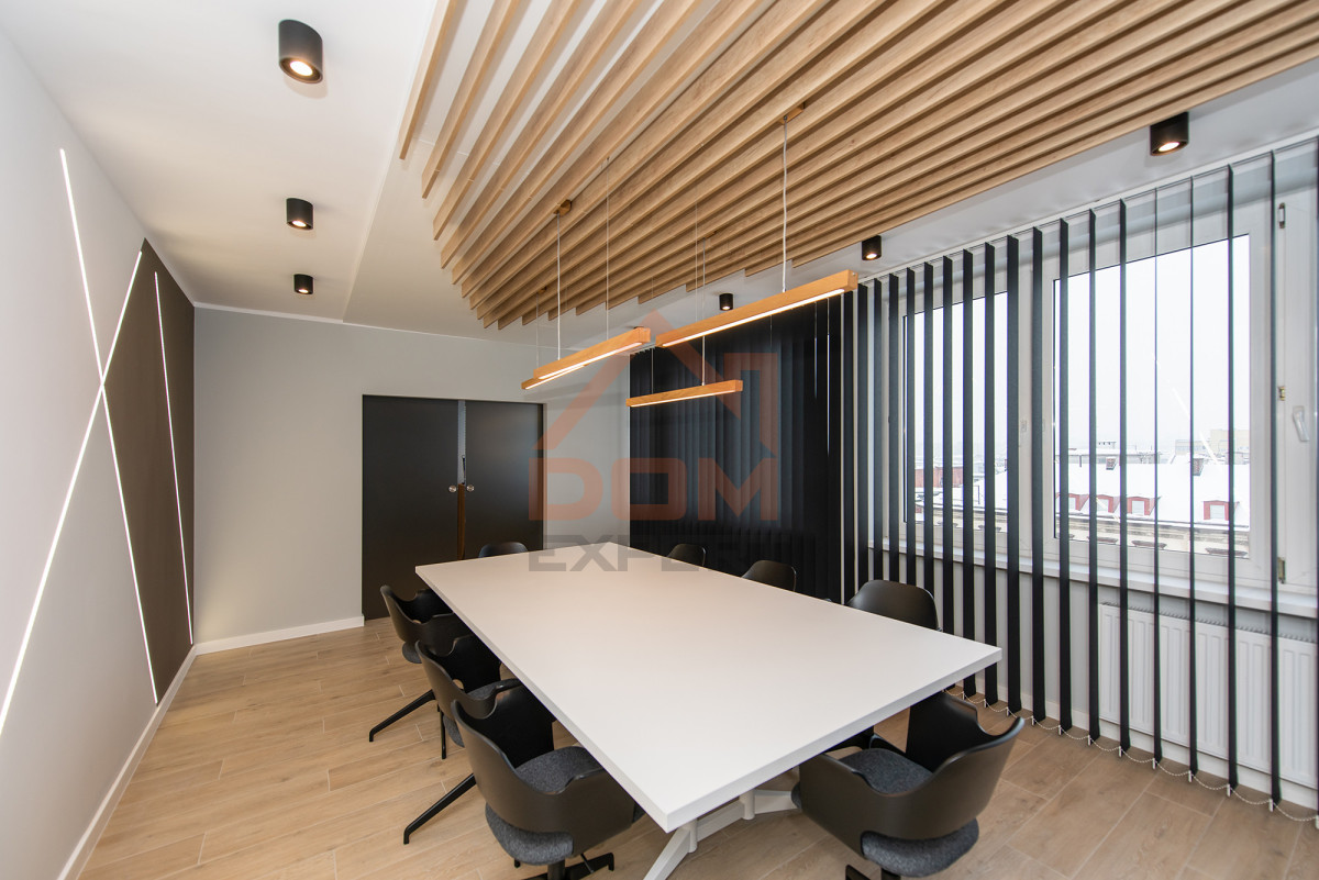 Komercyjny na wynajem