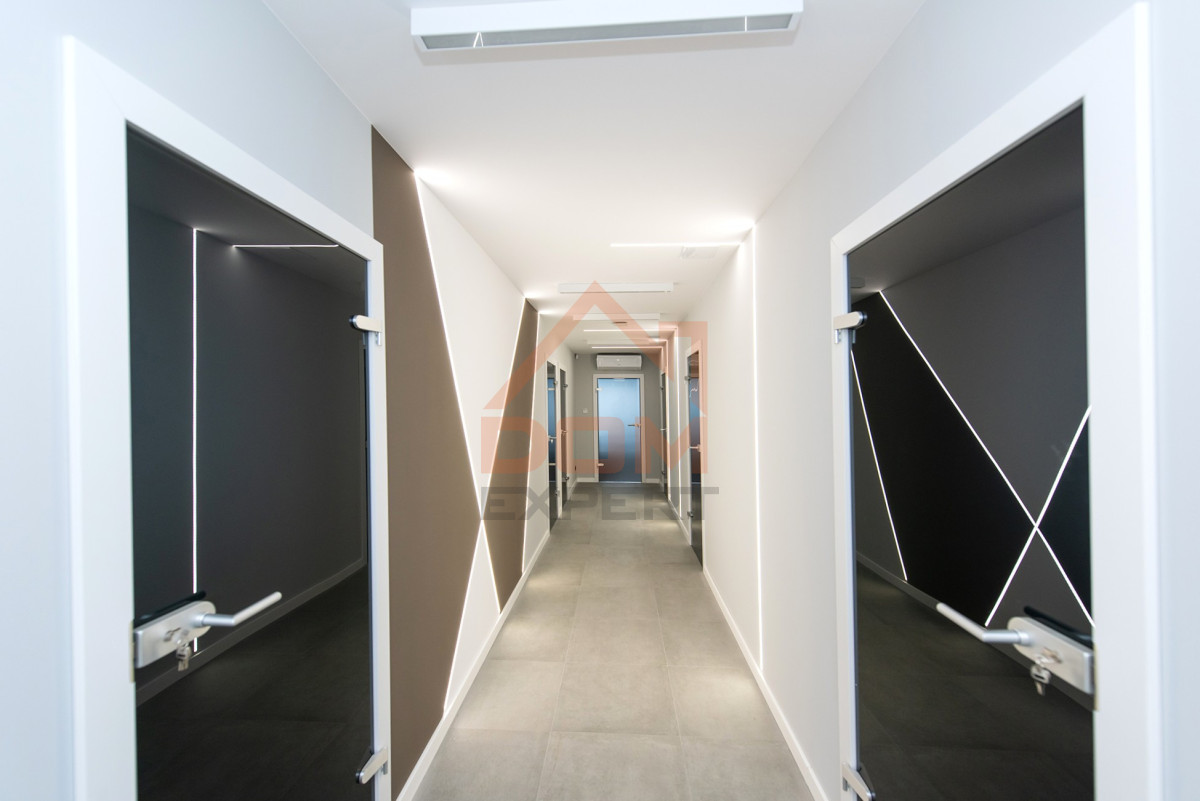 Komercyjny na wynajem