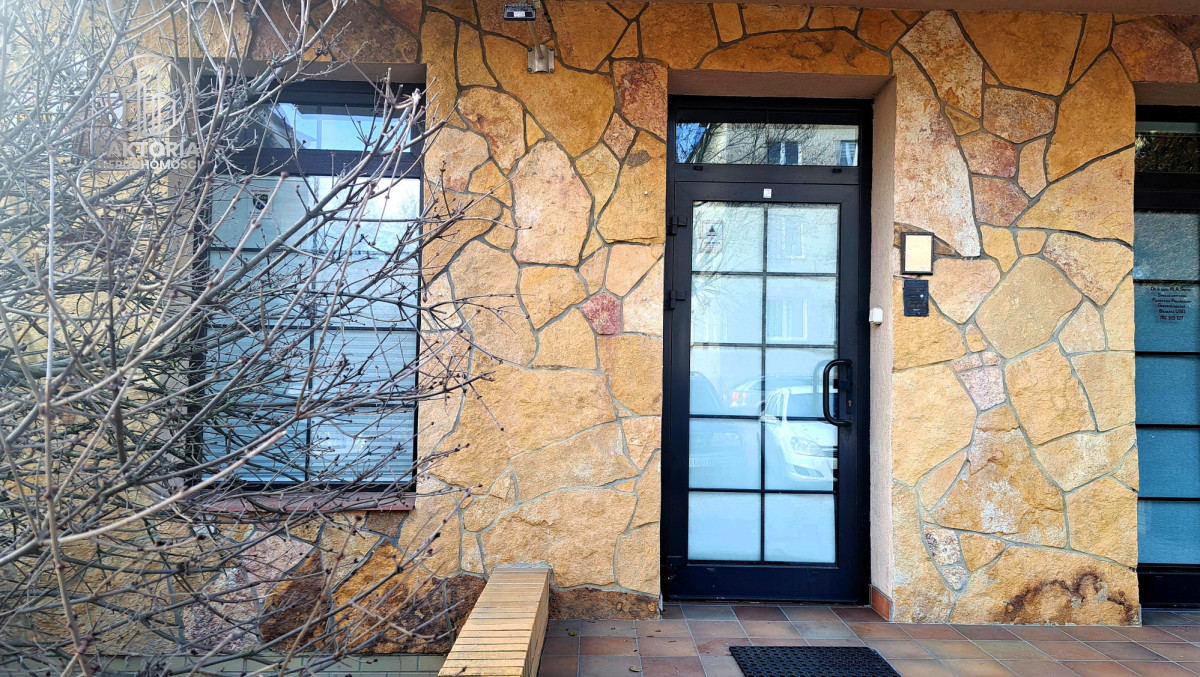 Komercyjny na wynajem