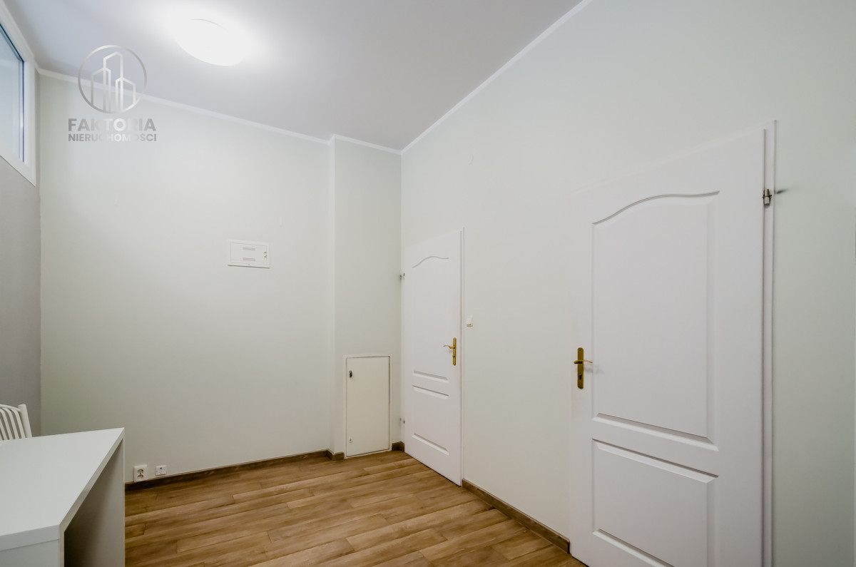 Komercyjny na wynajem