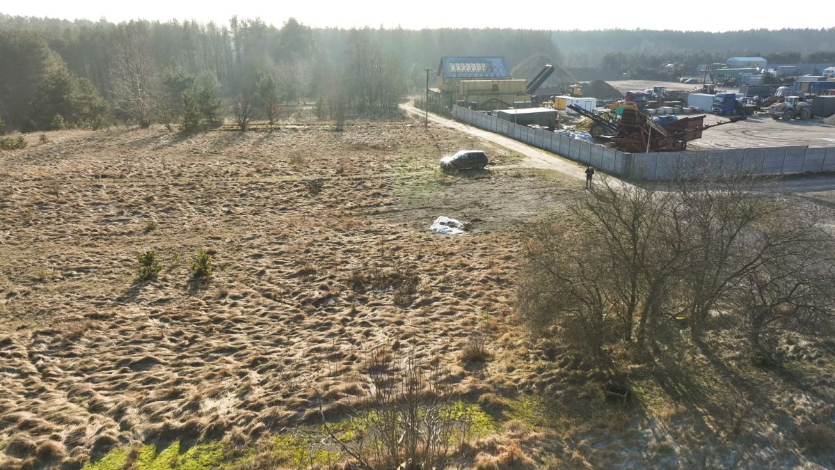 Działka na sprzedaż