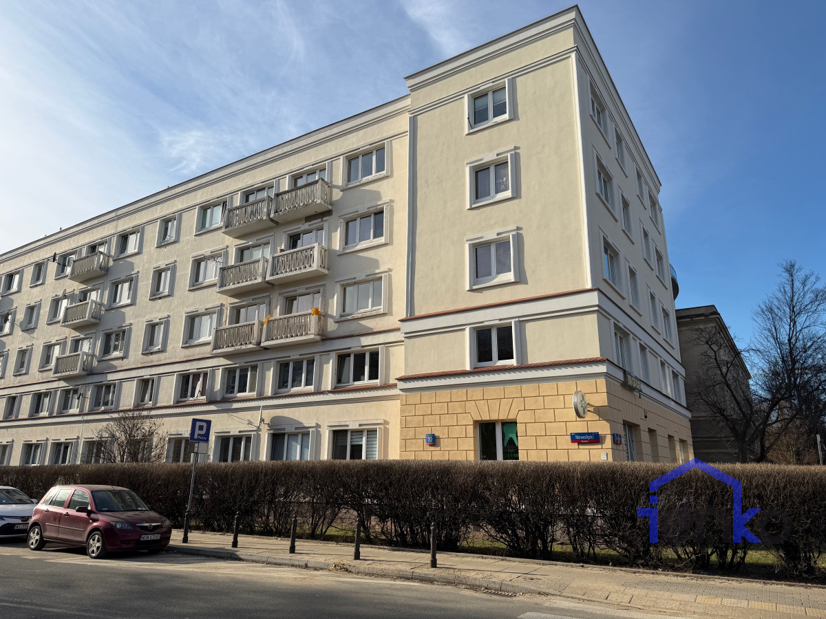 Komercyjny na sprzedaż