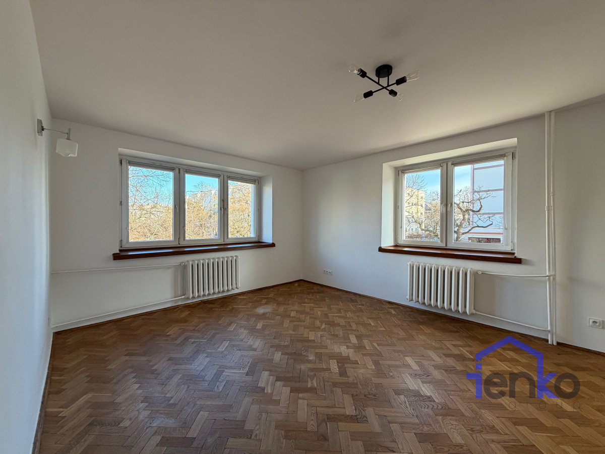 Komercyjny na sprzedaż