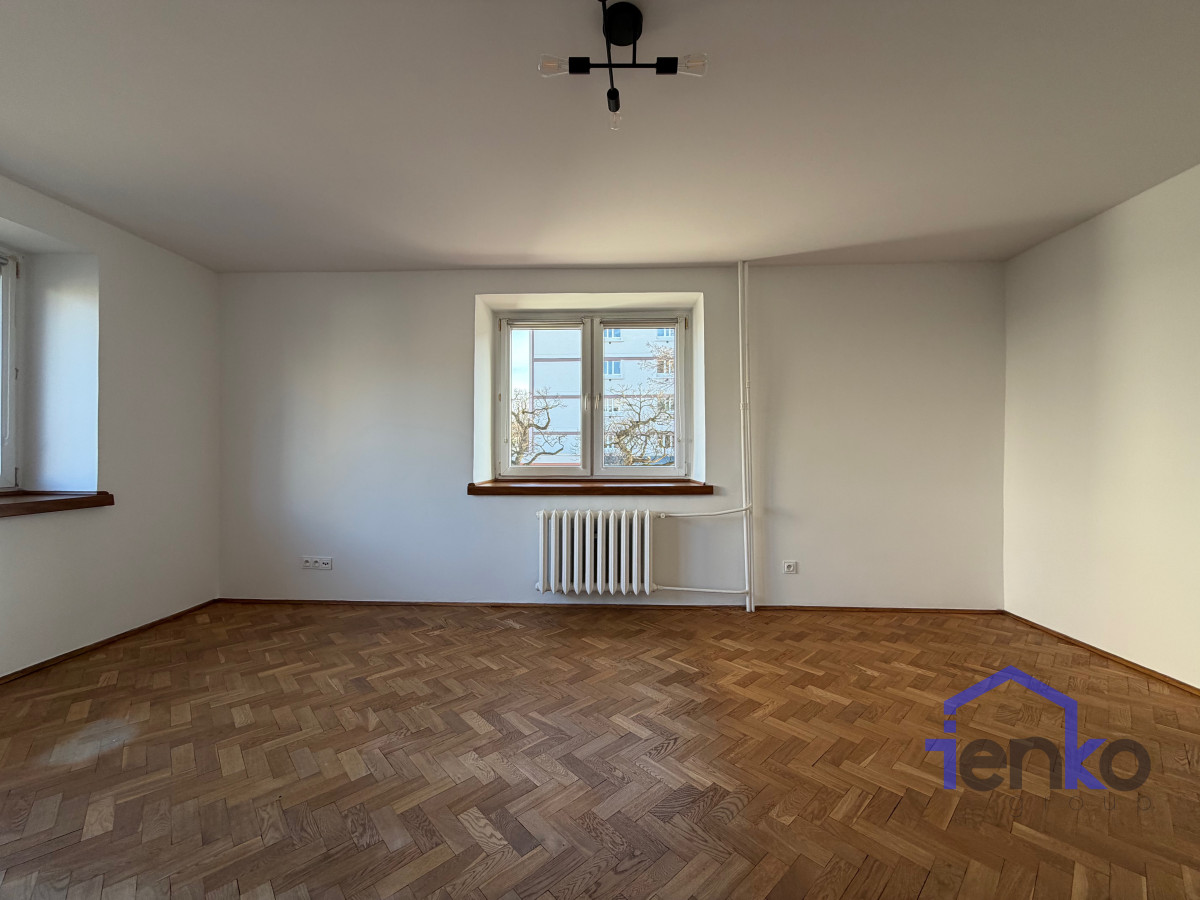 Komercyjny na sprzedaż