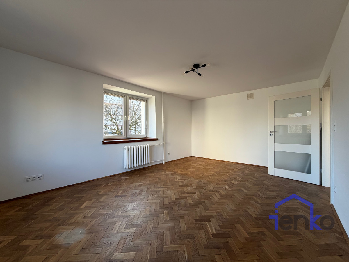 Komercyjny na sprzedaż