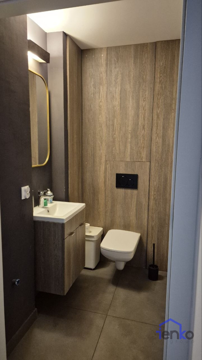 Komercyjny na wynajem