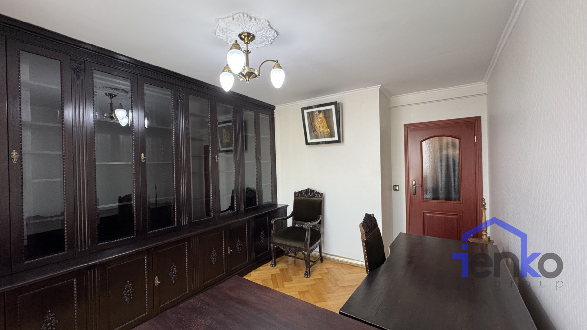 Komercyjny na sprzedaż