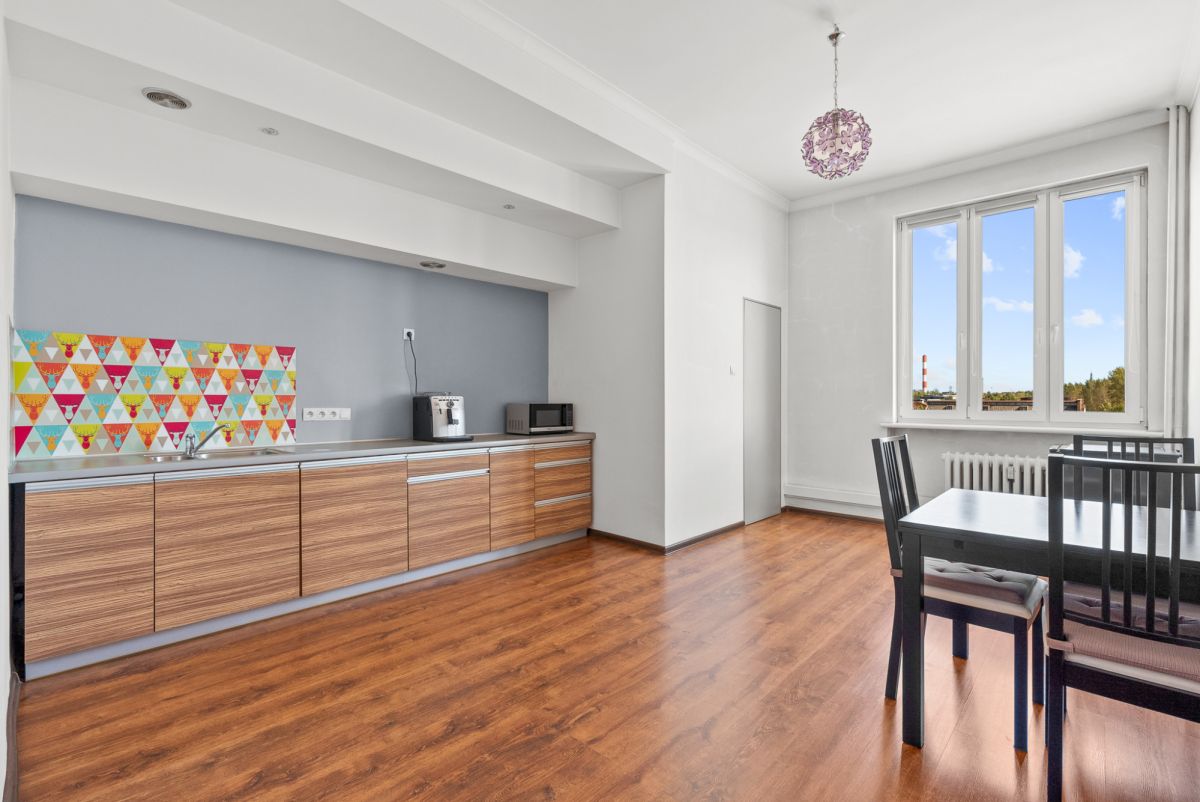 Komercyjny na sprzedaż