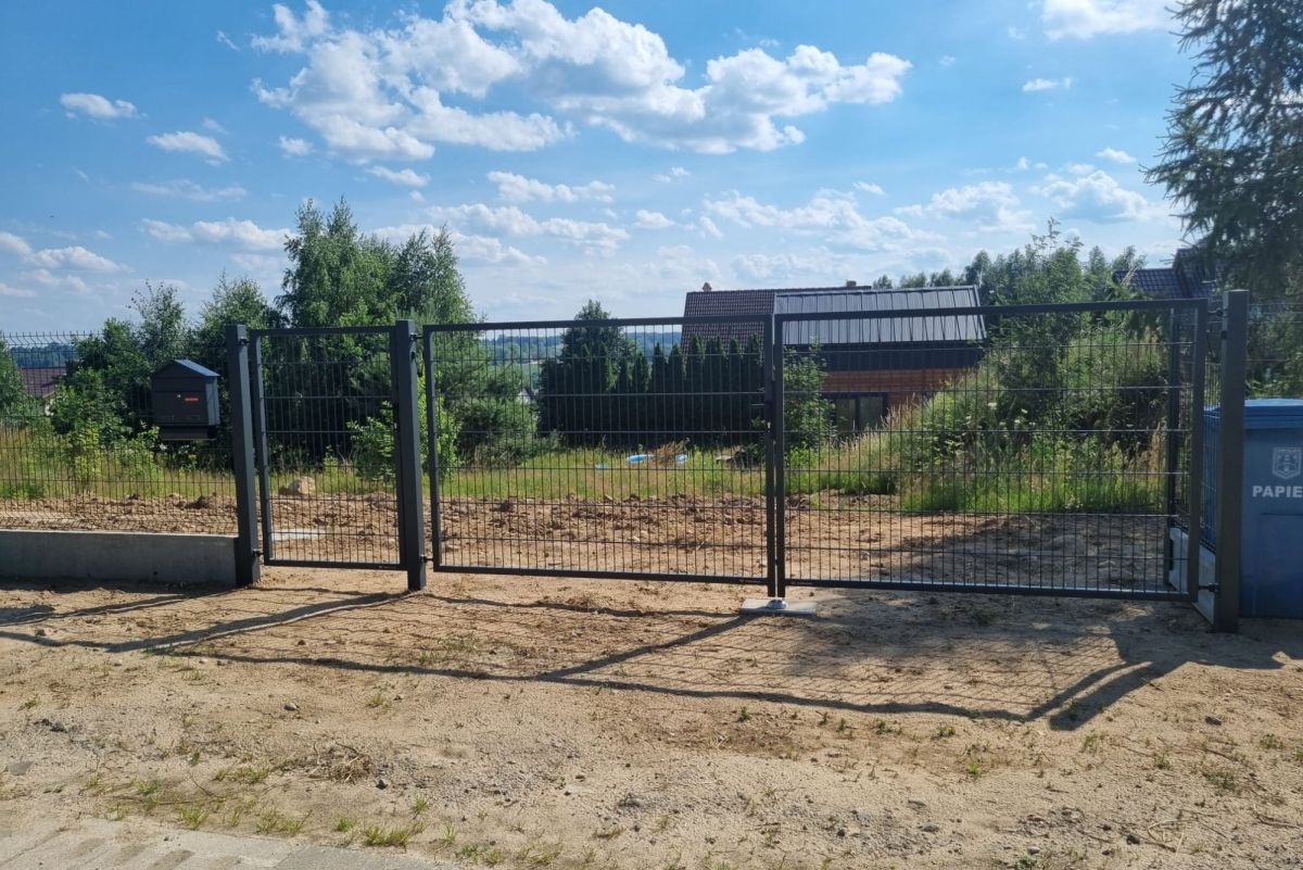 Działka z mediami, PNB na dom + domek rekreacyjny