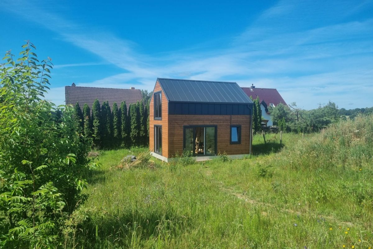 Działka z mediami, PNB na dom + domek rekreacyjny