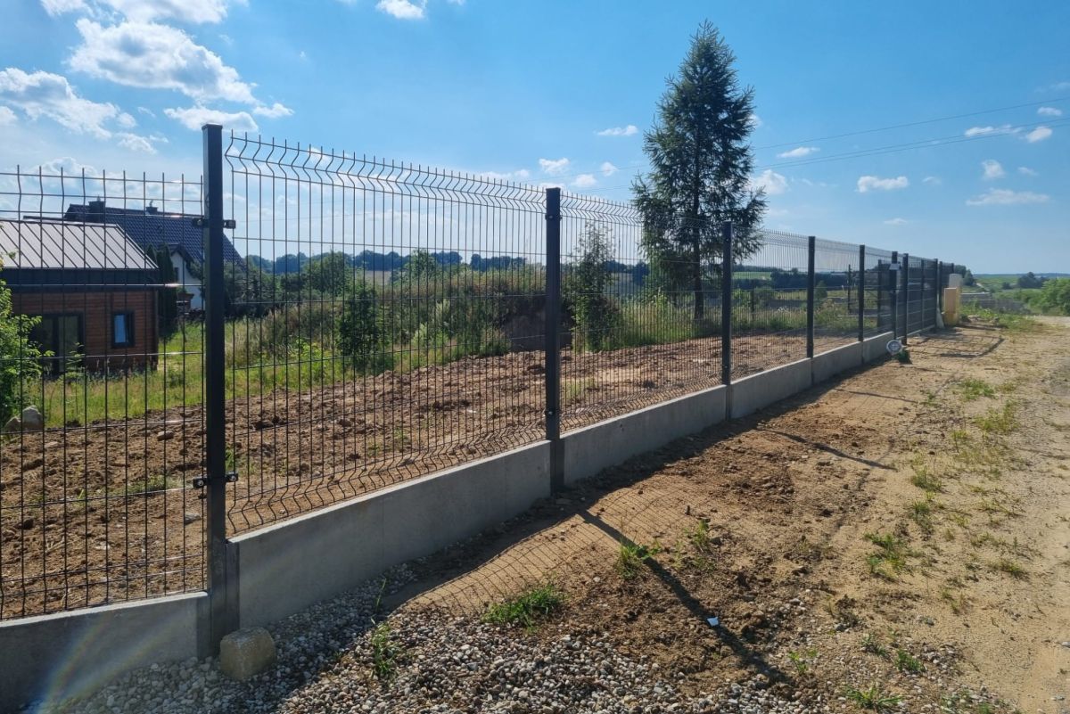 Działka z mediami, PNB na dom + domek rekreacyjny