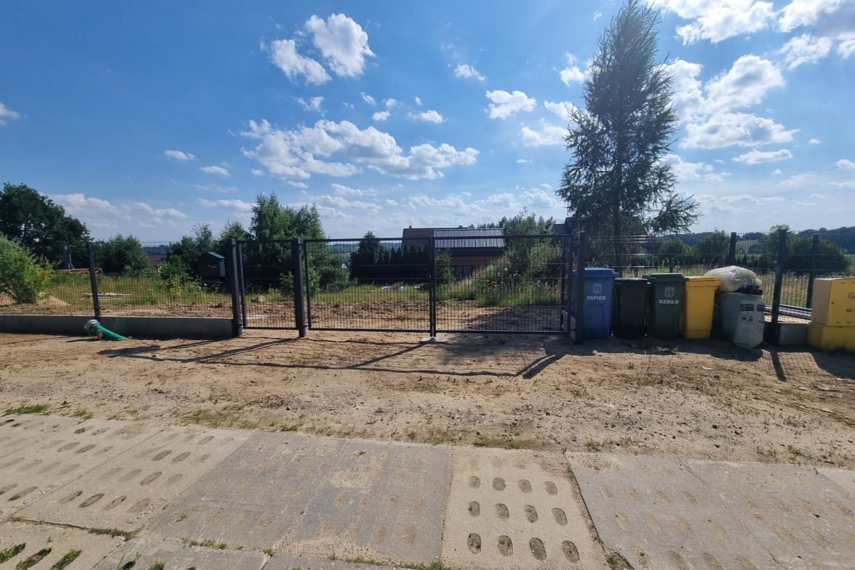 Działka z mediami, PNB na dom + domek rekreacyjny