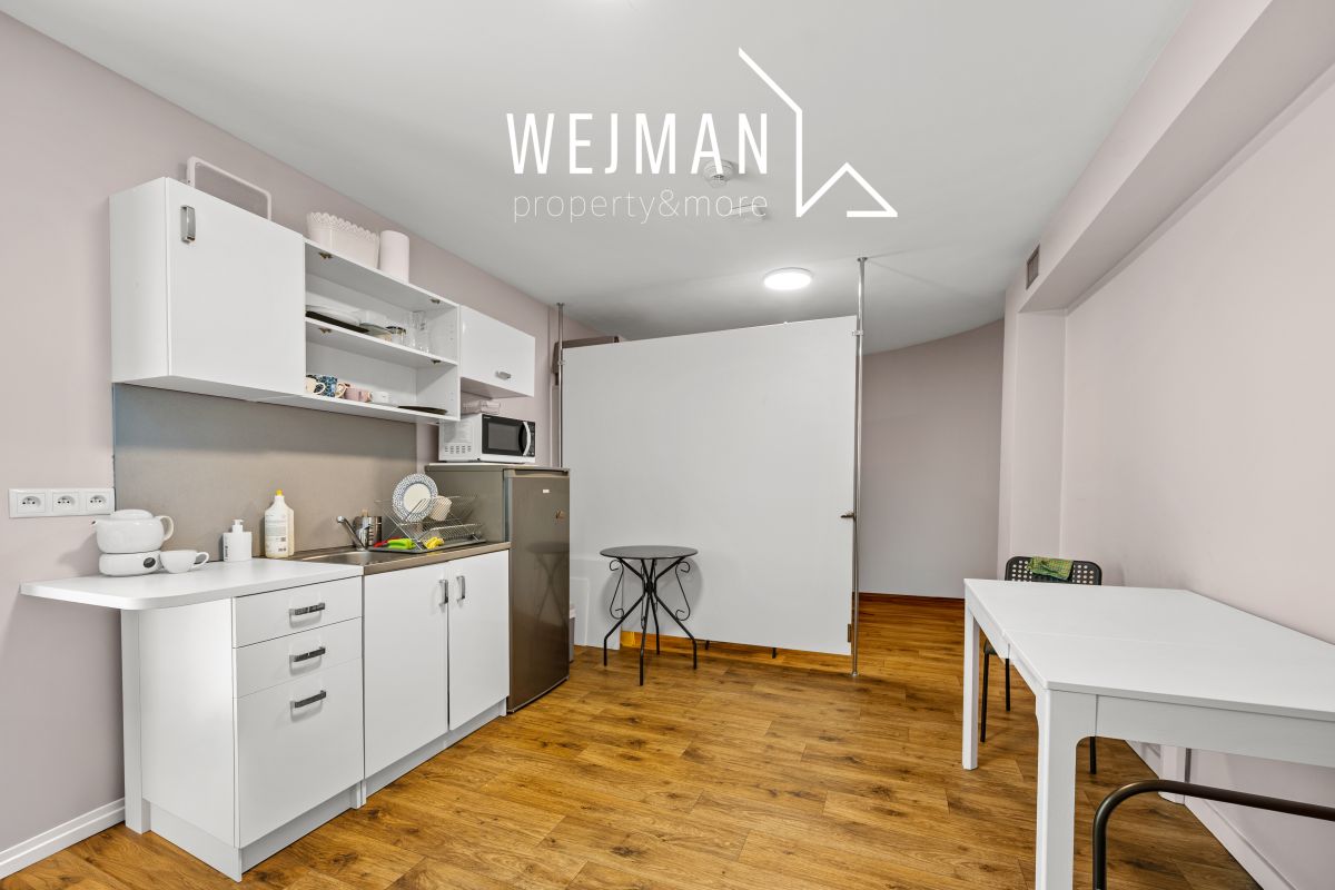 Lokal usługowo-biurowy – wykończony – wyposażony