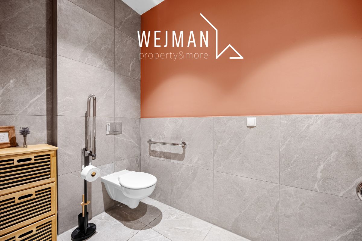 Lokal usługowo-biurowy – wykończony – wyposażony