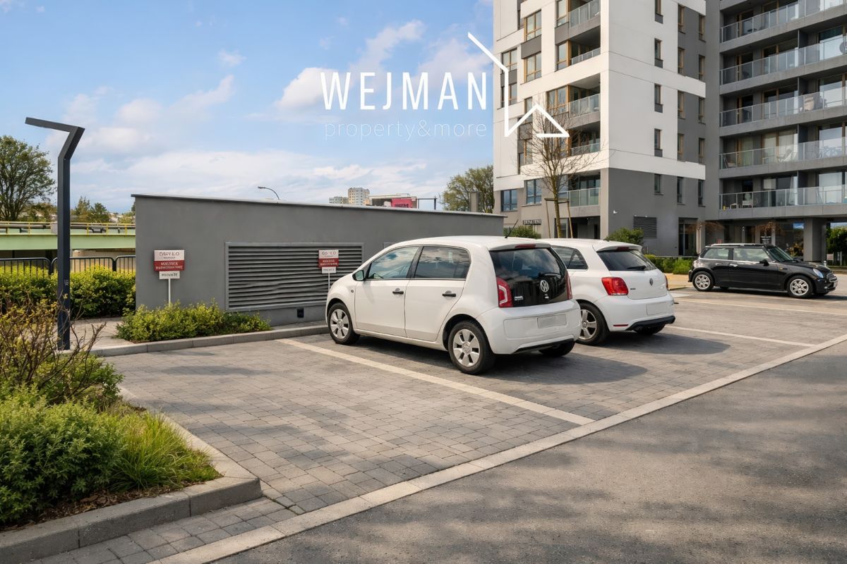 Lokal usługowo-biurowy – wykończony – wyposażony