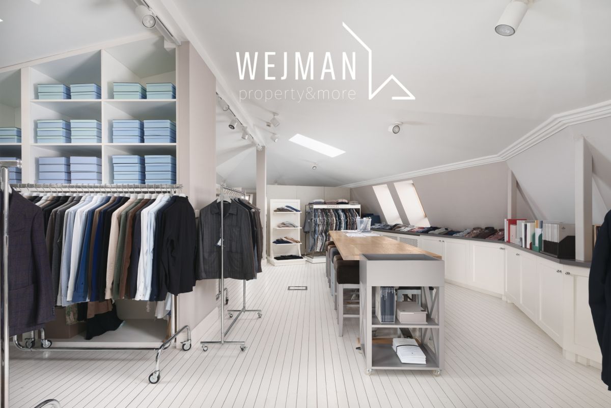 Kameralna kamienica na biura, klinikę, kancelarie.