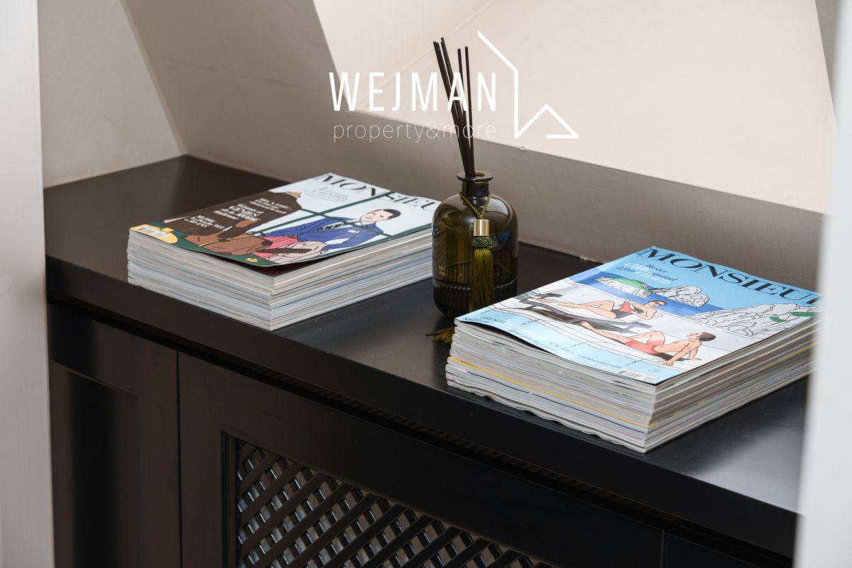 Kameralna kamienica na biura, klinikę, kancelarie.