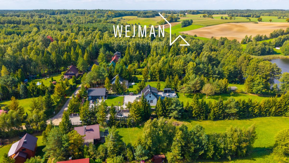 PIĘKNA POSIADŁOŚĆ z LINIĄ BRZEGOWĄ – Kaszuby