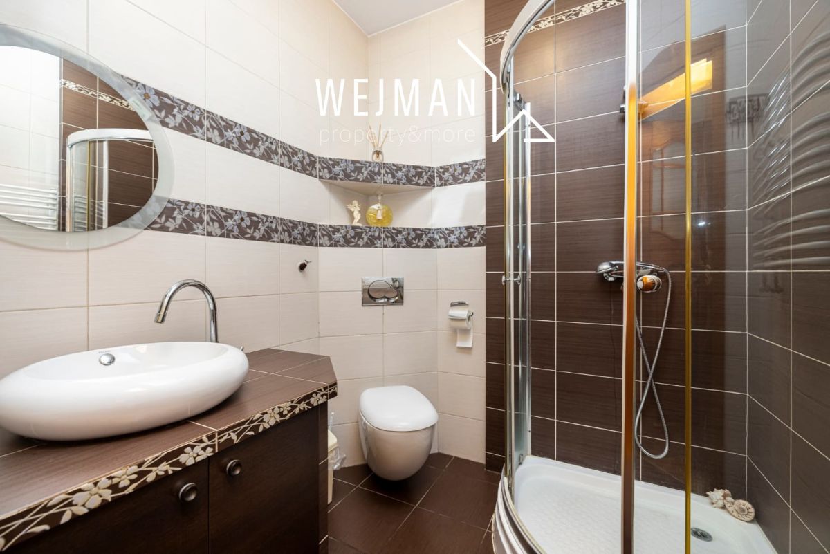 WYJĄTKOWY DOM W STYLU DWORKOWYM W WARZNIE