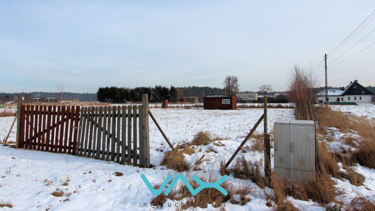 Działka na sprzedaż