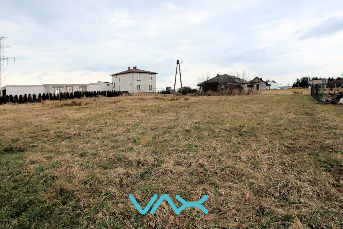 Działka na sprzedaż