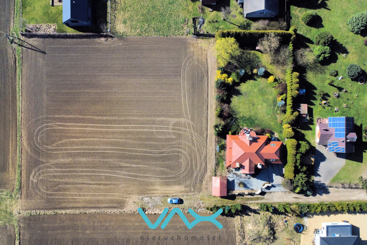 Działka na sprzedaż