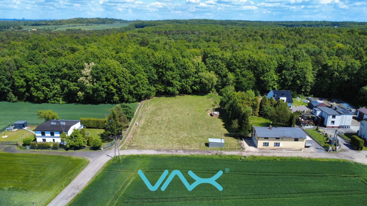 Działka na sprzedaż