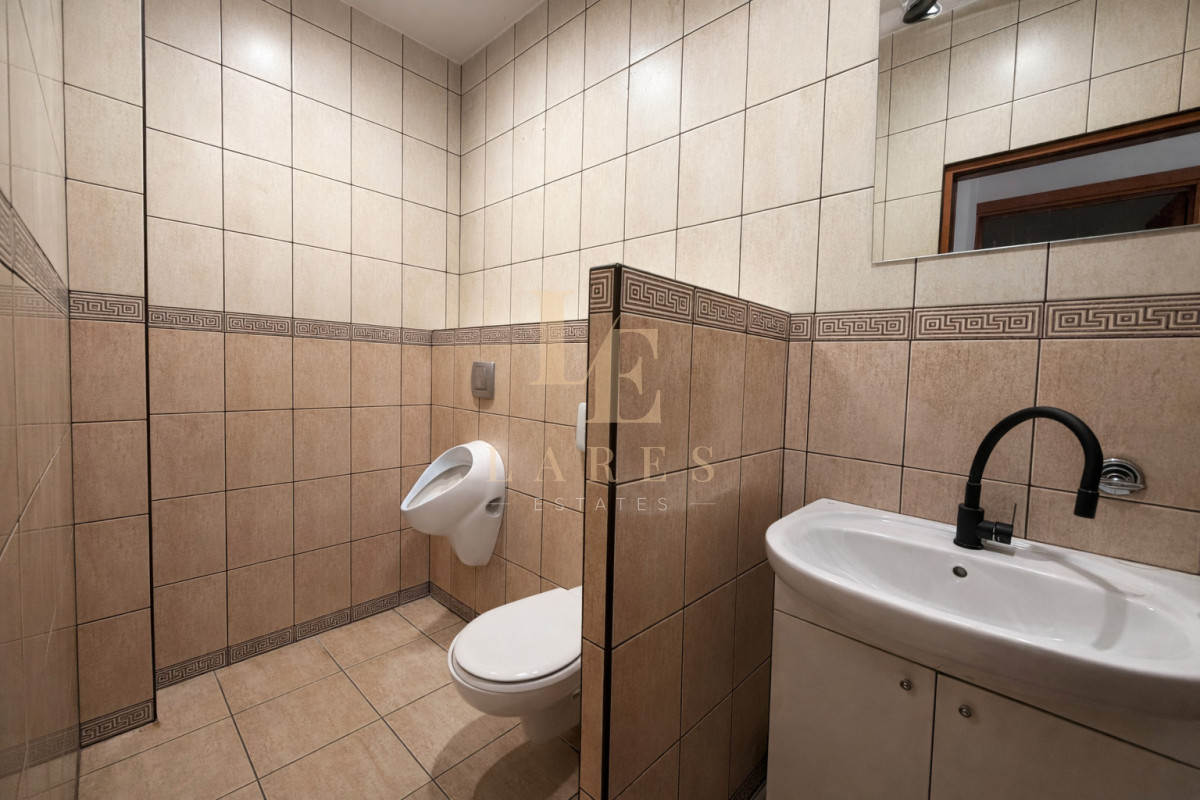 Komercyjny na wynajem