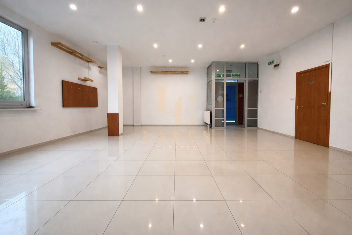 Komercyjny na wynajem