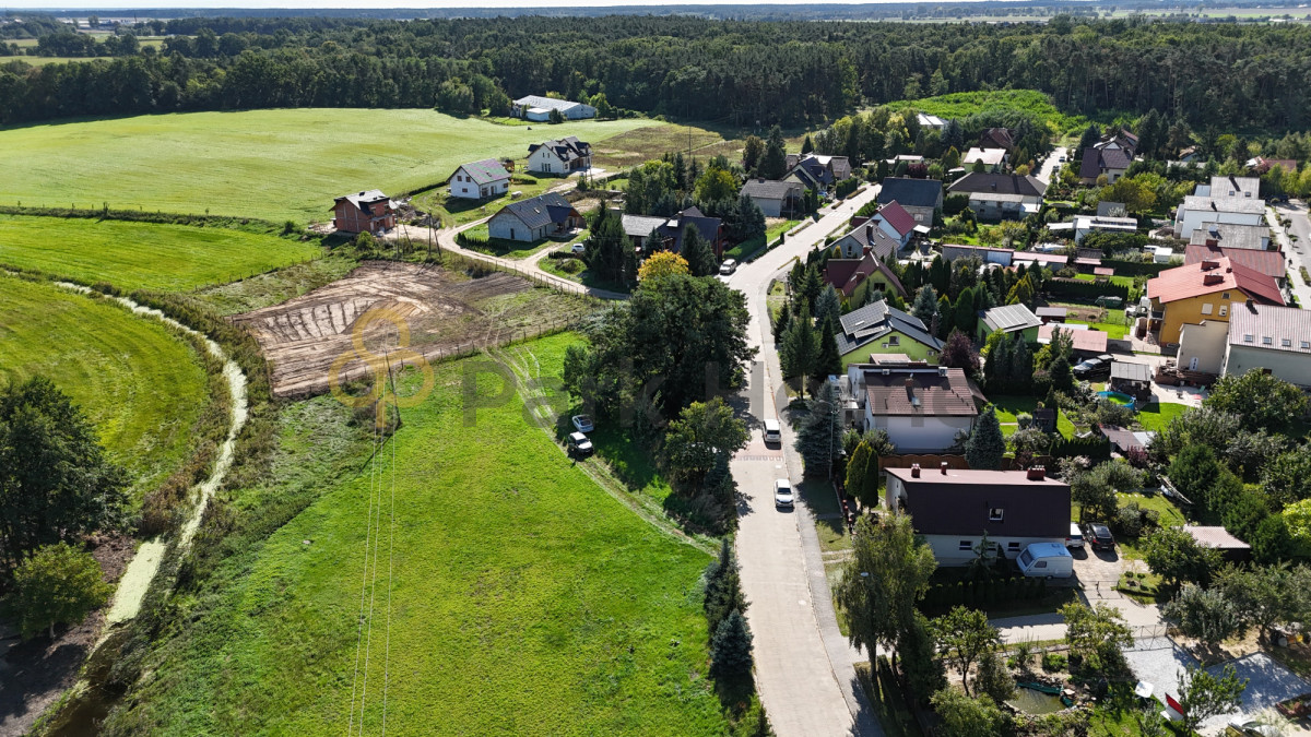 Działka na sprzedaż