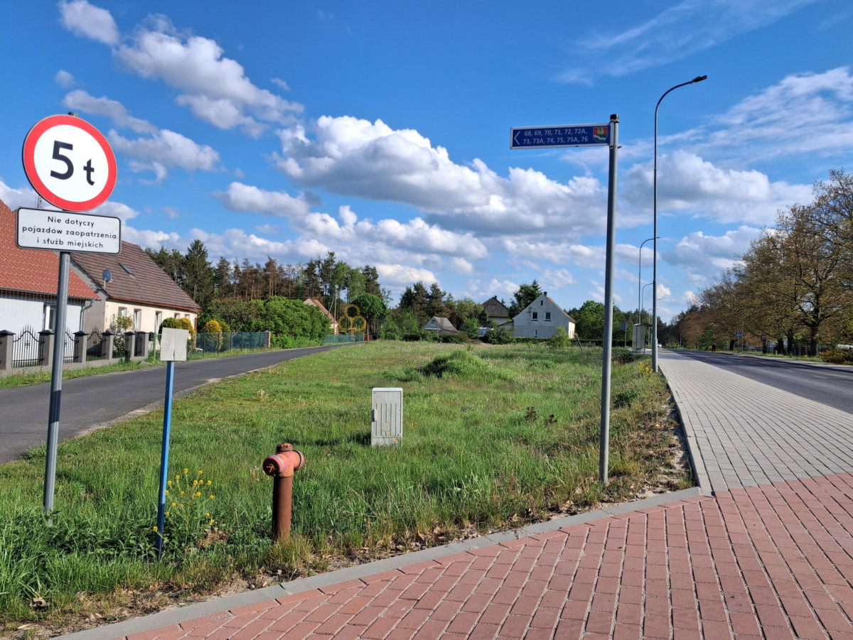 Działka na sprzedaż