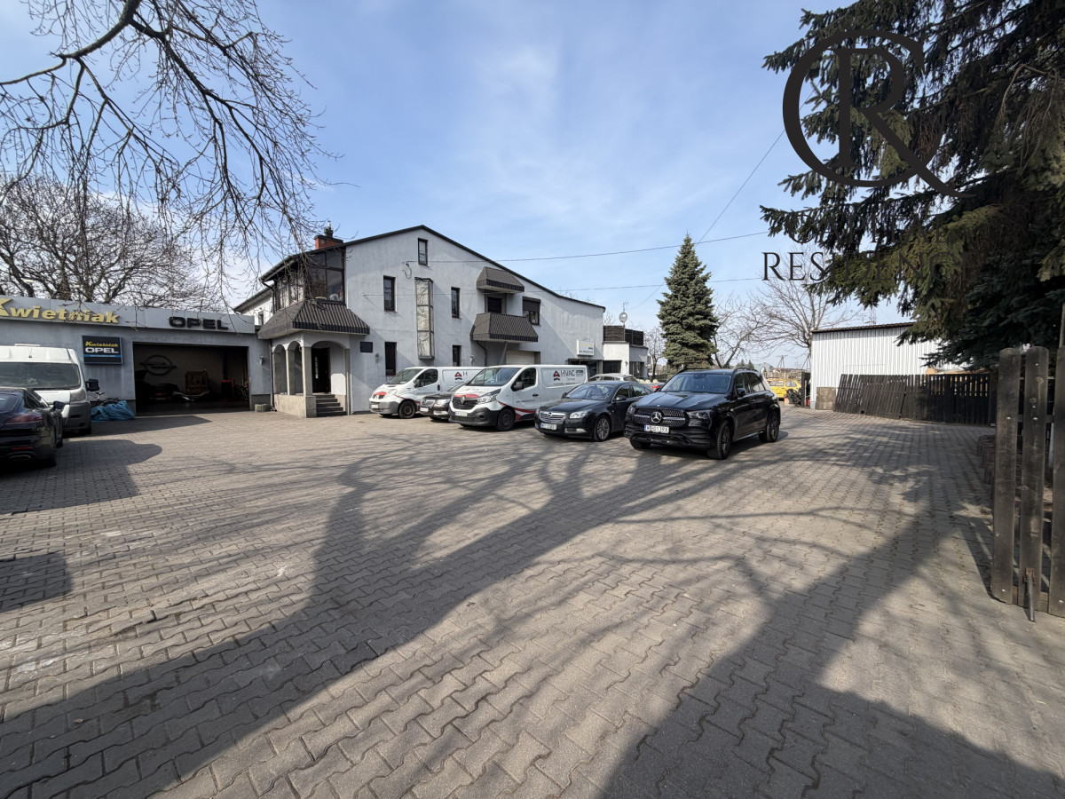 Komercyjny na sprzedaż