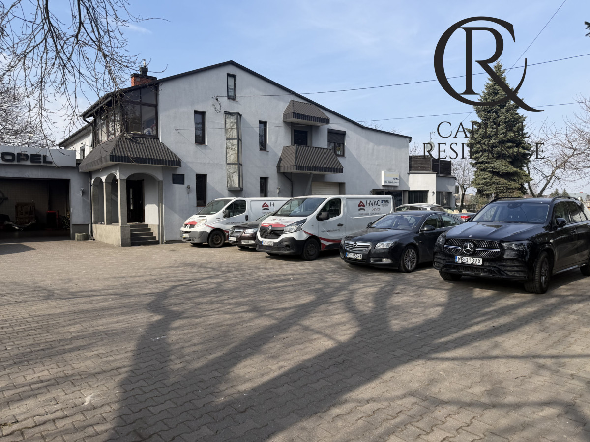 Komercyjny na sprzedaż