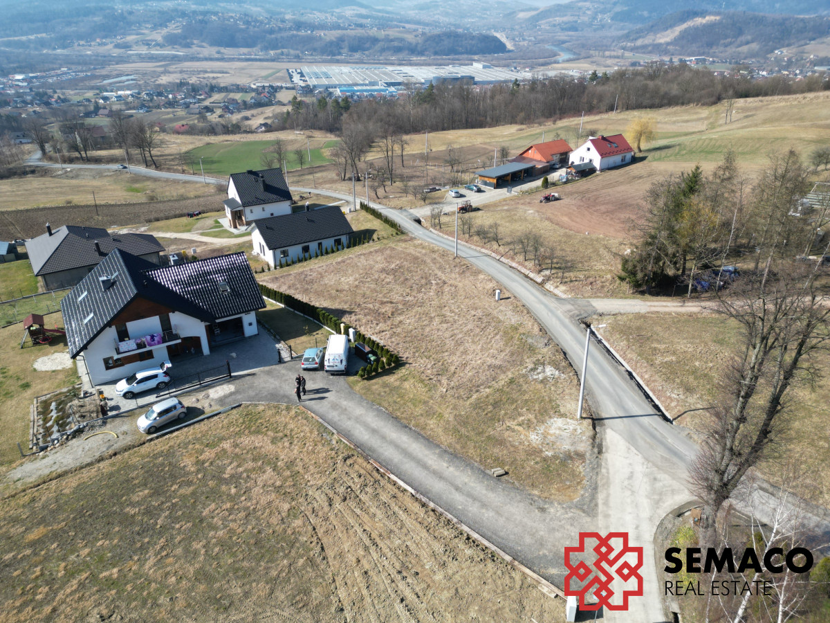 Działka na sprzedaż