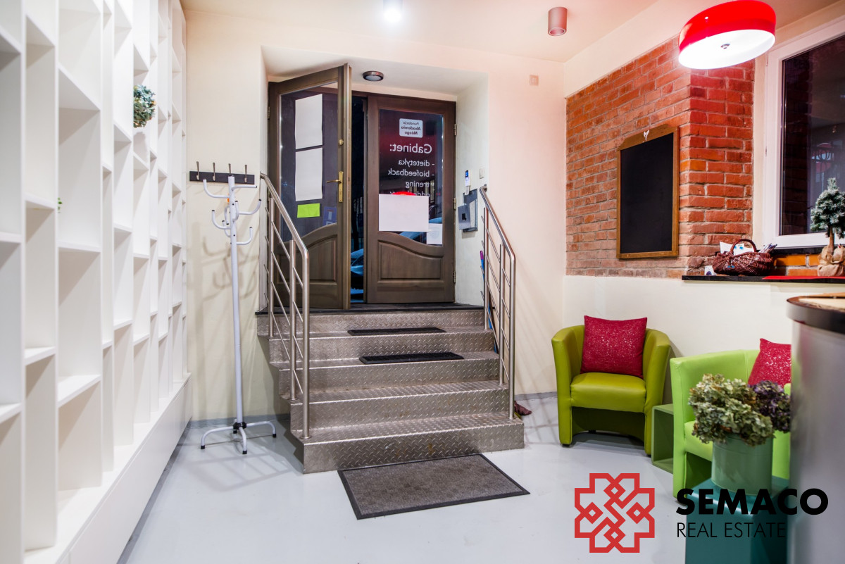 Komercyjny na sprzedaż