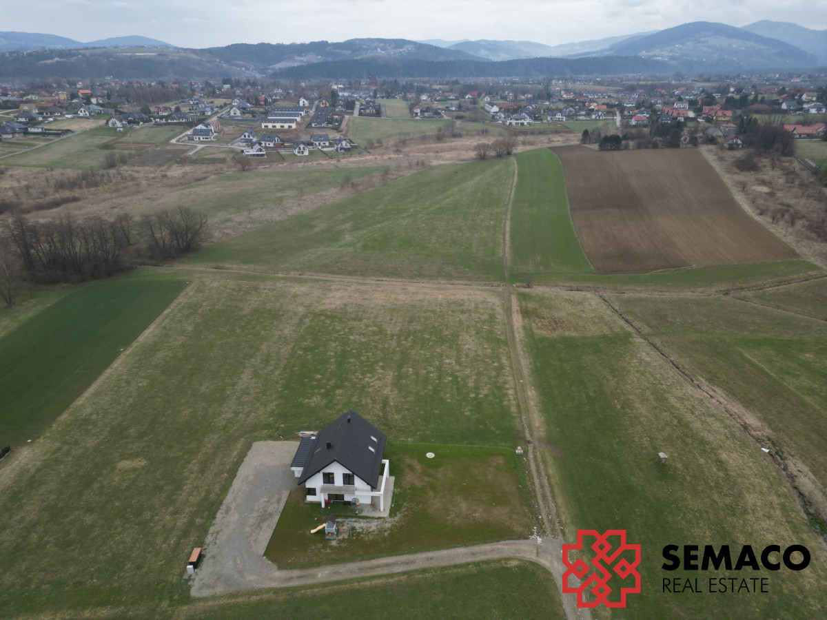 Działka na sprzedaż