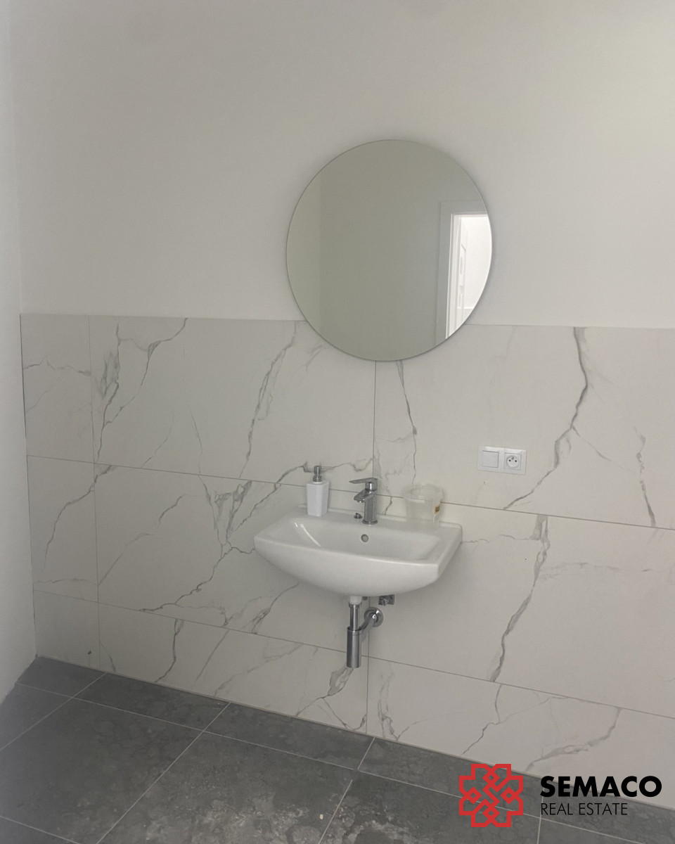 Komercyjny na wynajem