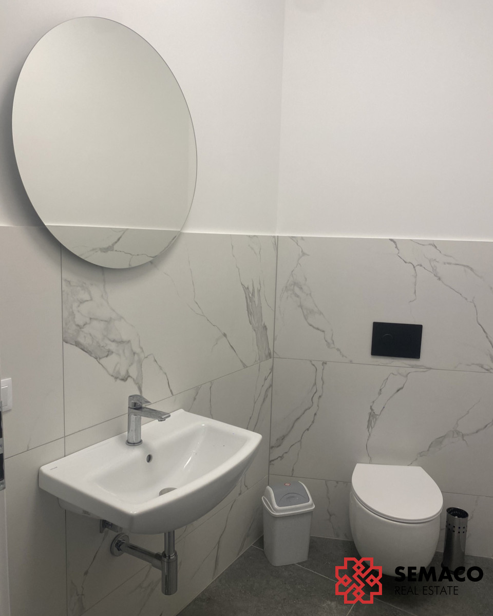 Komercyjny na wynajem