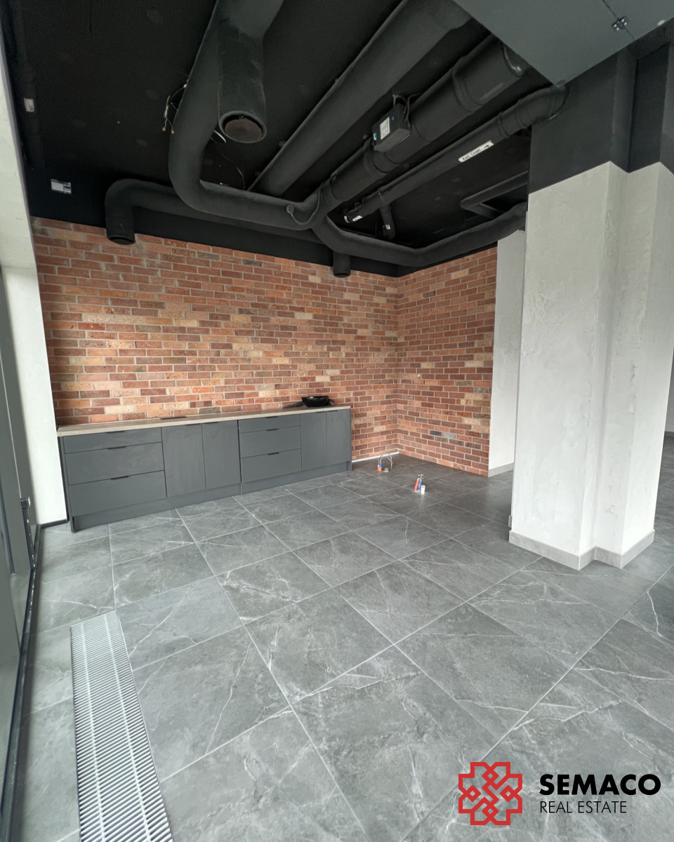 Komercyjny na wynajem