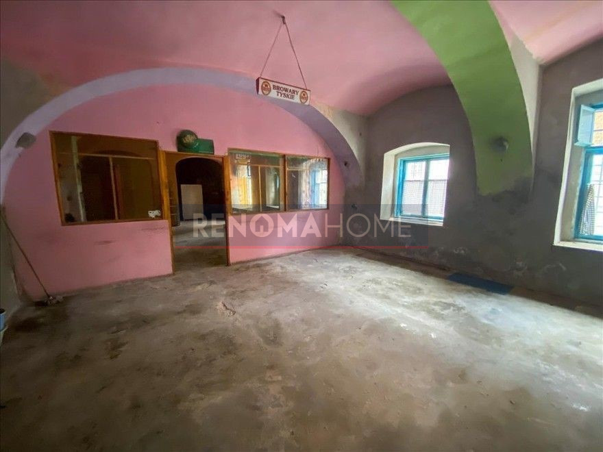 Komercyjny na sprzedaż