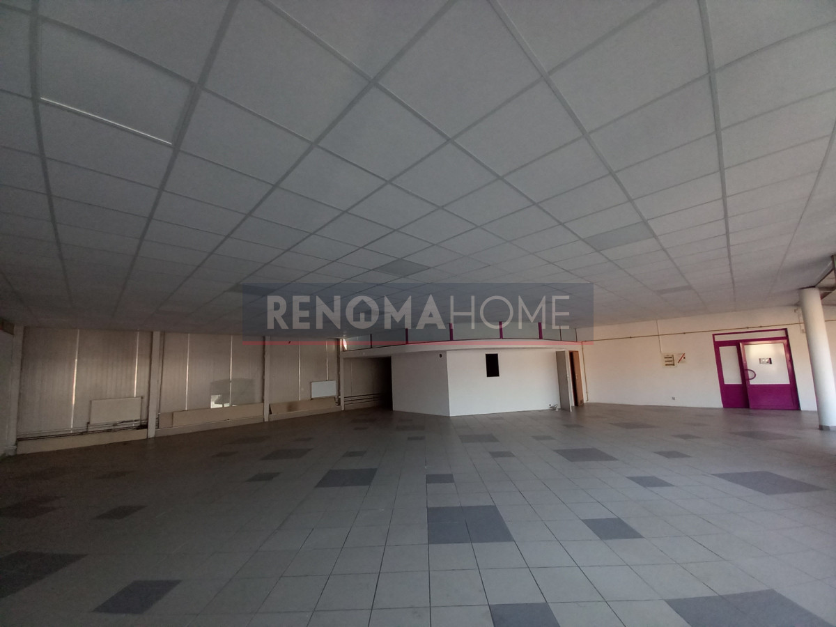 Komercyjny na wynajem