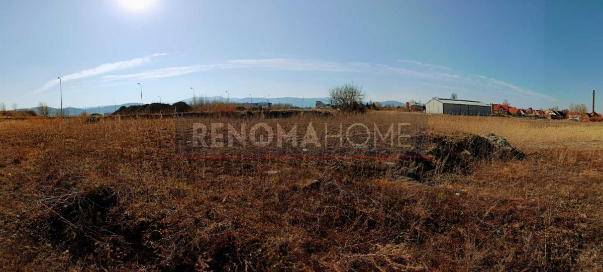 Działka na sprzedaż