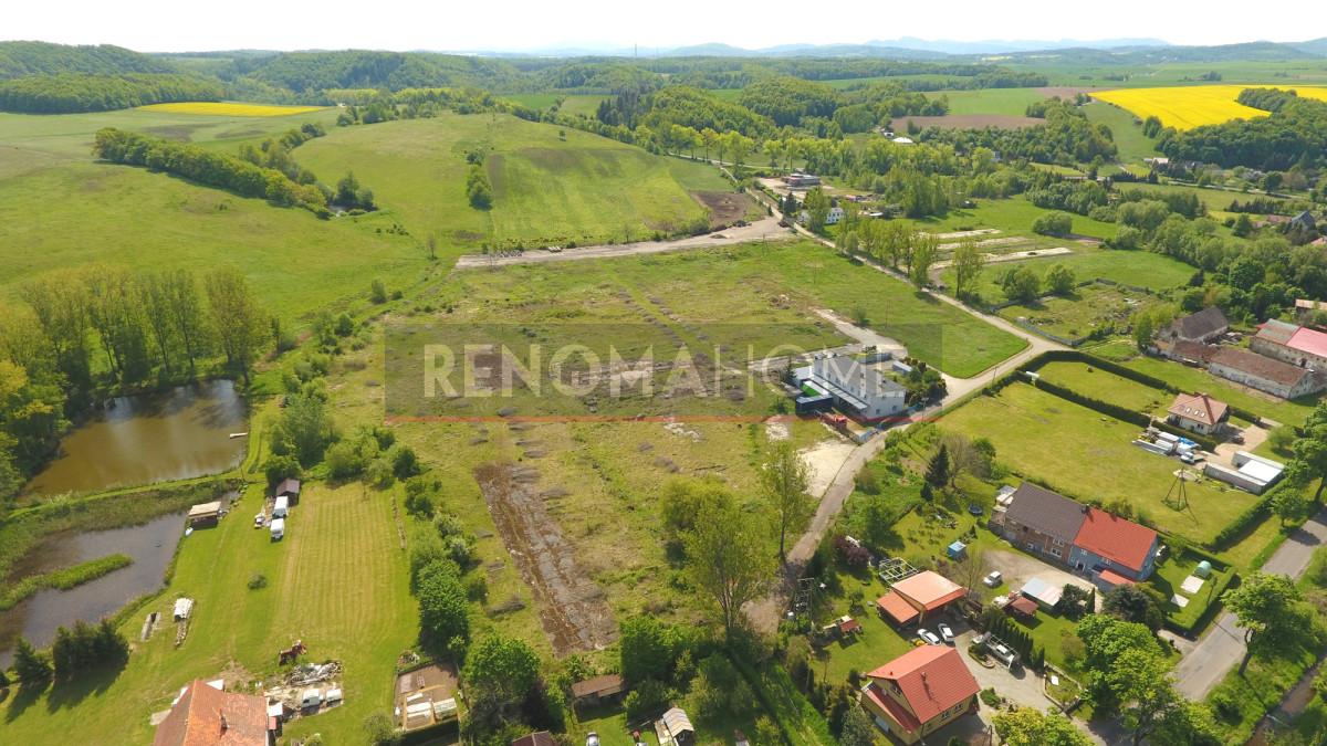 Działka na sprzedaż