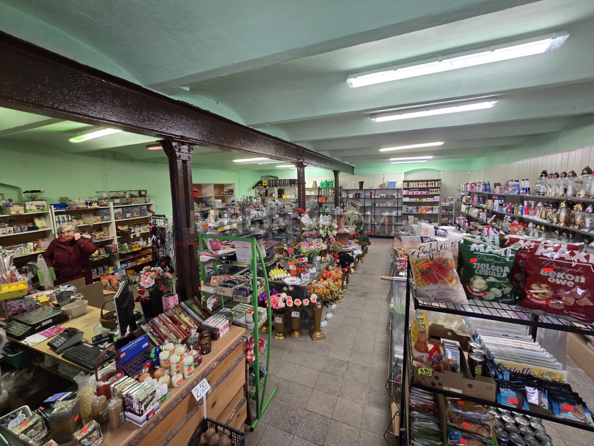 Komercyjny na sprzedaż