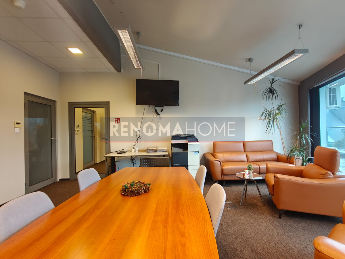 Komercyjny na wynajem