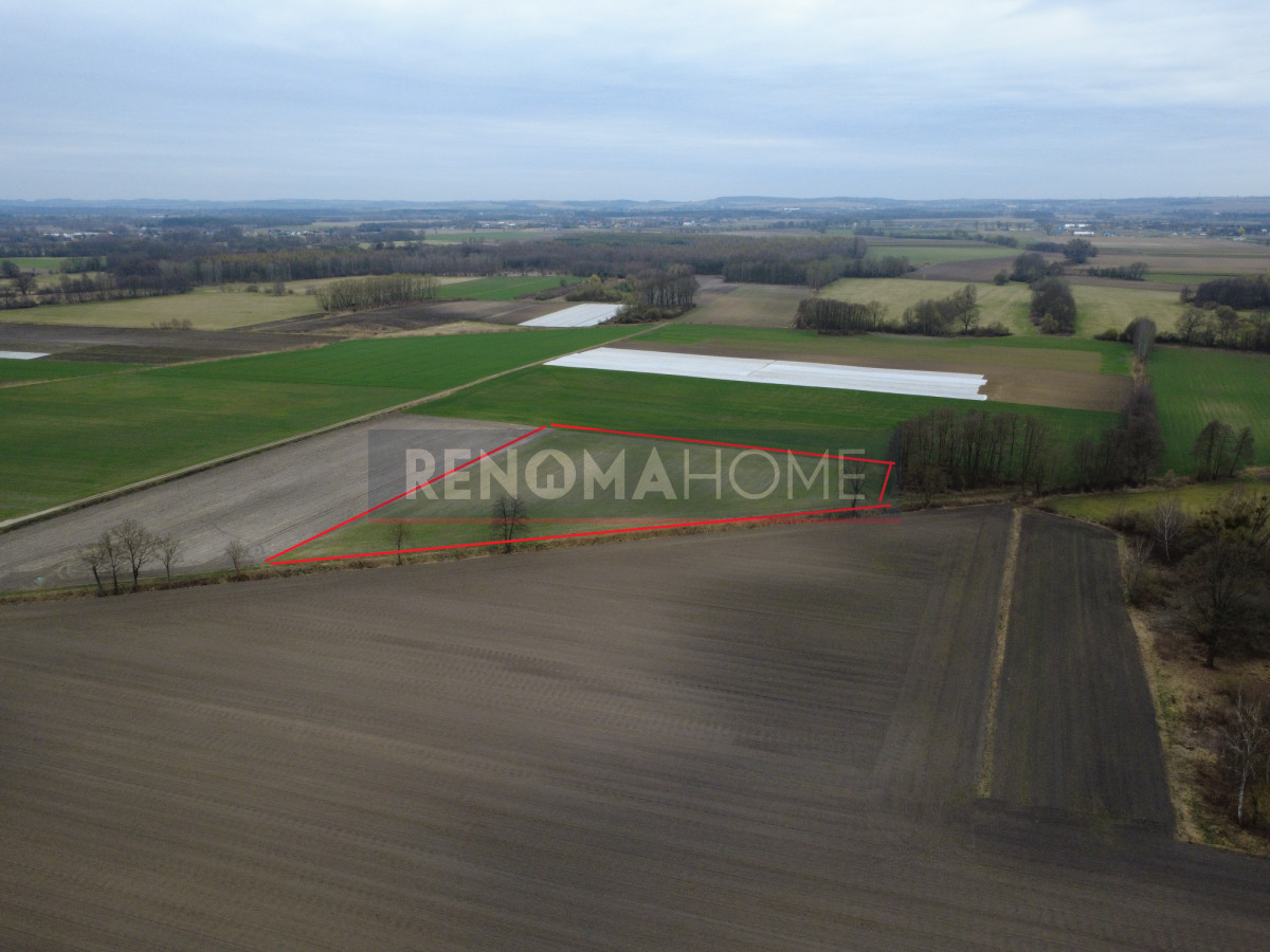 Działka na sprzedaż