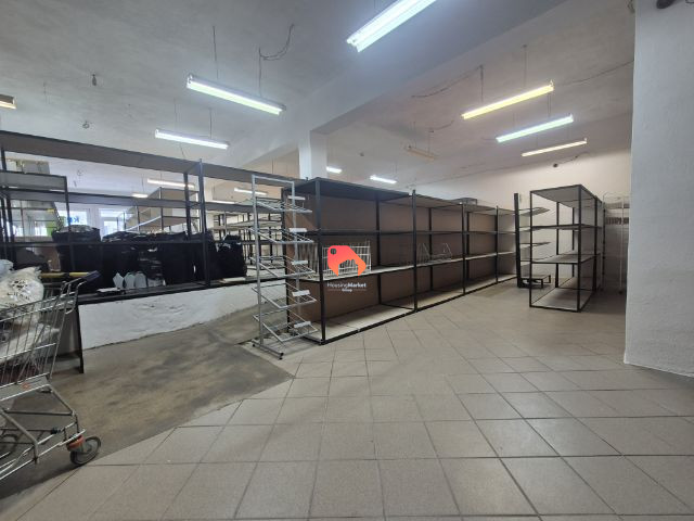 Komercyjny na wynajem