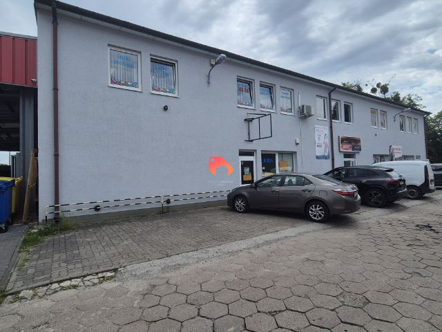 Komercyjny na wynajem